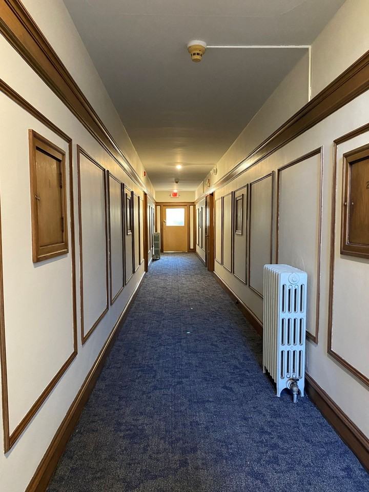 2434 Dupont Ave S - Photo 2 of 3