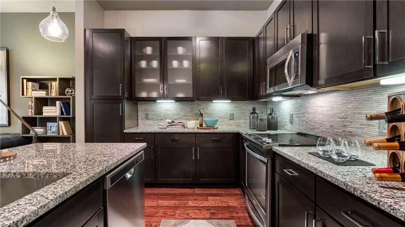 4208 Mckinney Ave - Photo 2 of 18