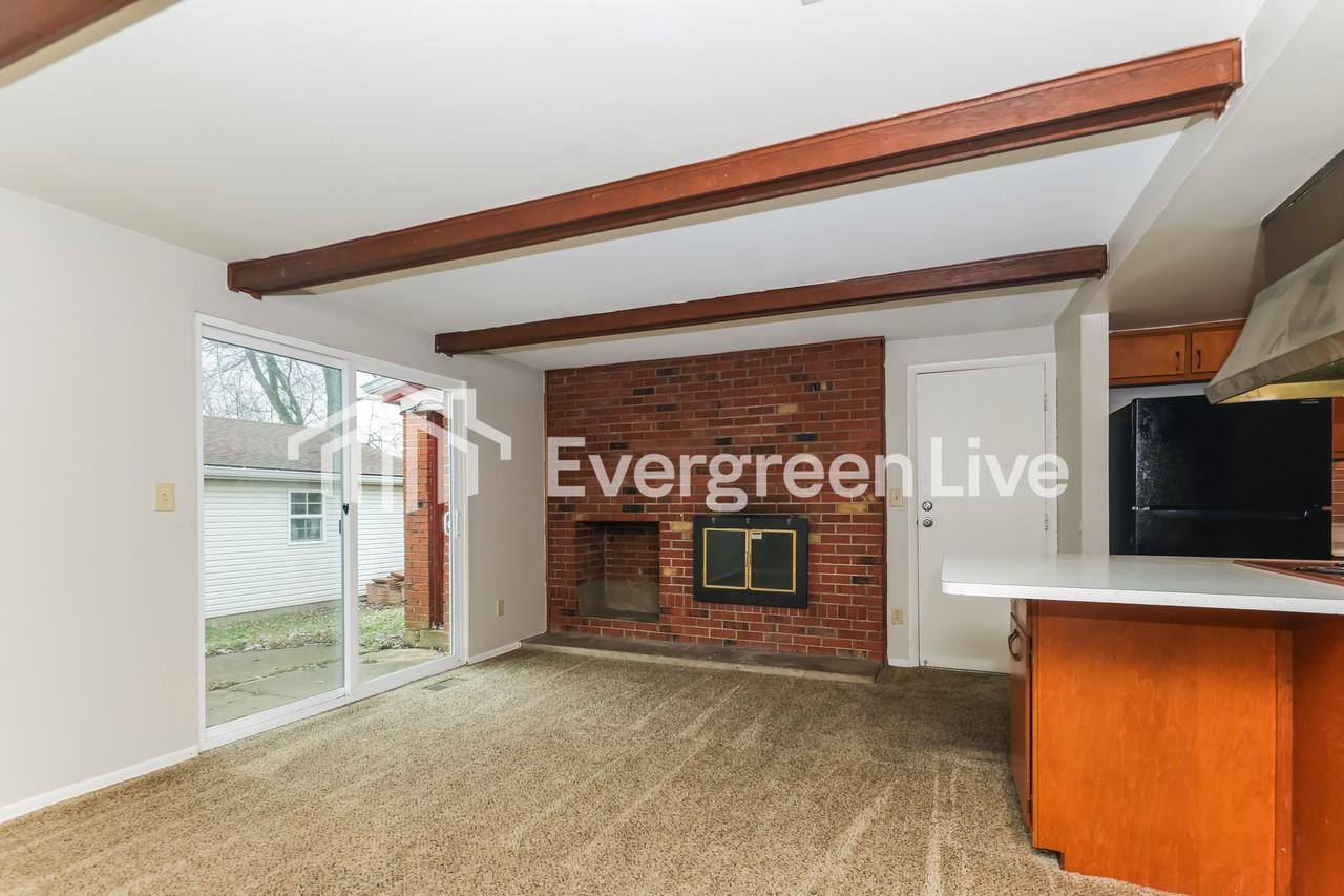 6536 Millhoff Dr - Photo 5 of 15