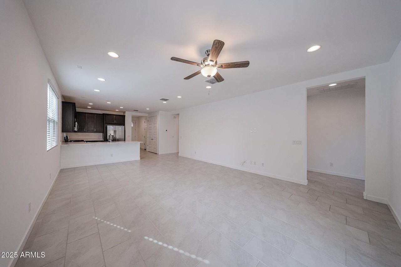 2068 W Sierra Sunset Trl - Photo 6 of 20