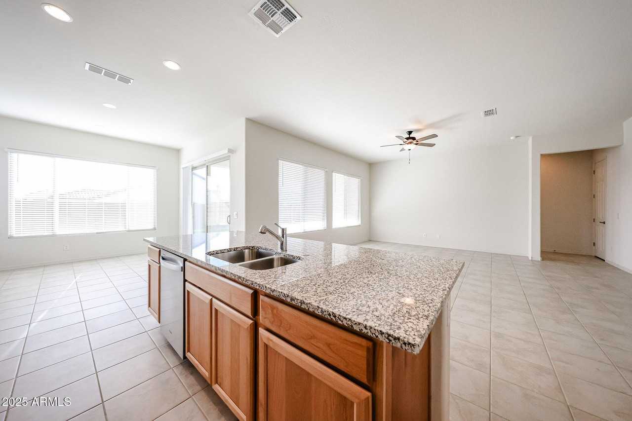 24885 N 170th Dr - Photo 4 of 23