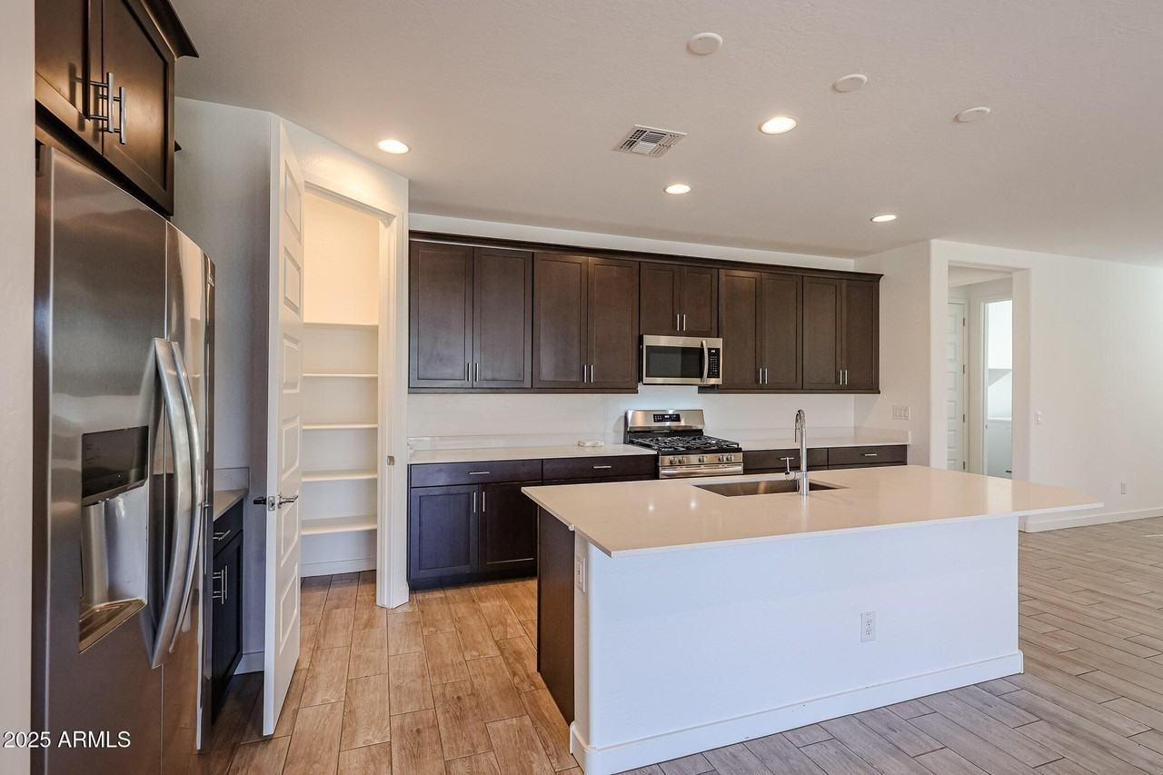 32522 N 20th Gln - Photo 4 of 22