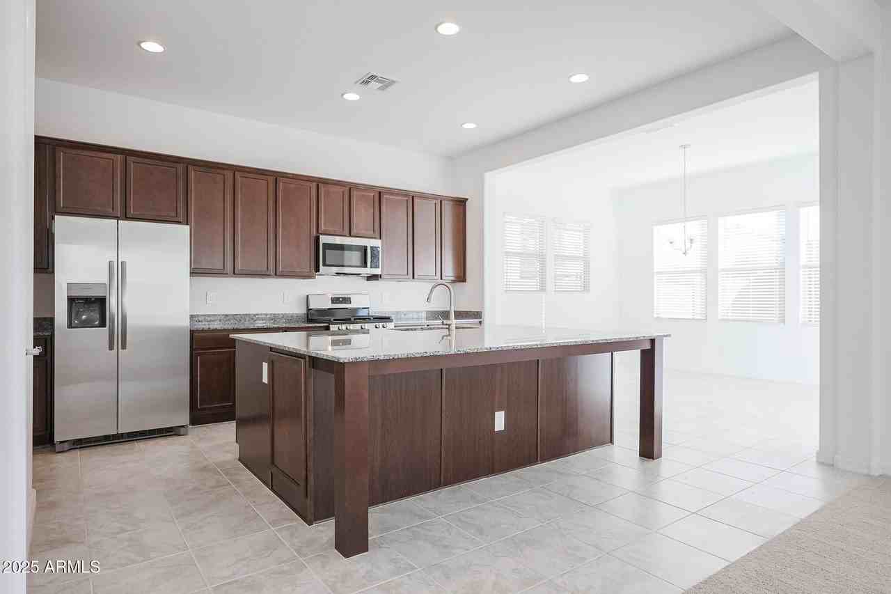 7711 W Nosean Rd - Photo 4 of 23