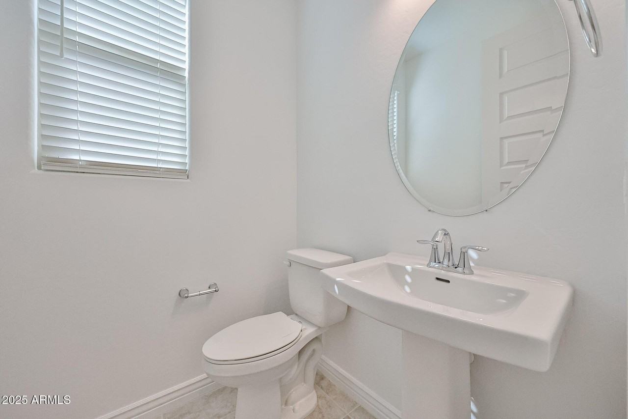 8738 W Pasadena Ave - Photo 7 of 20