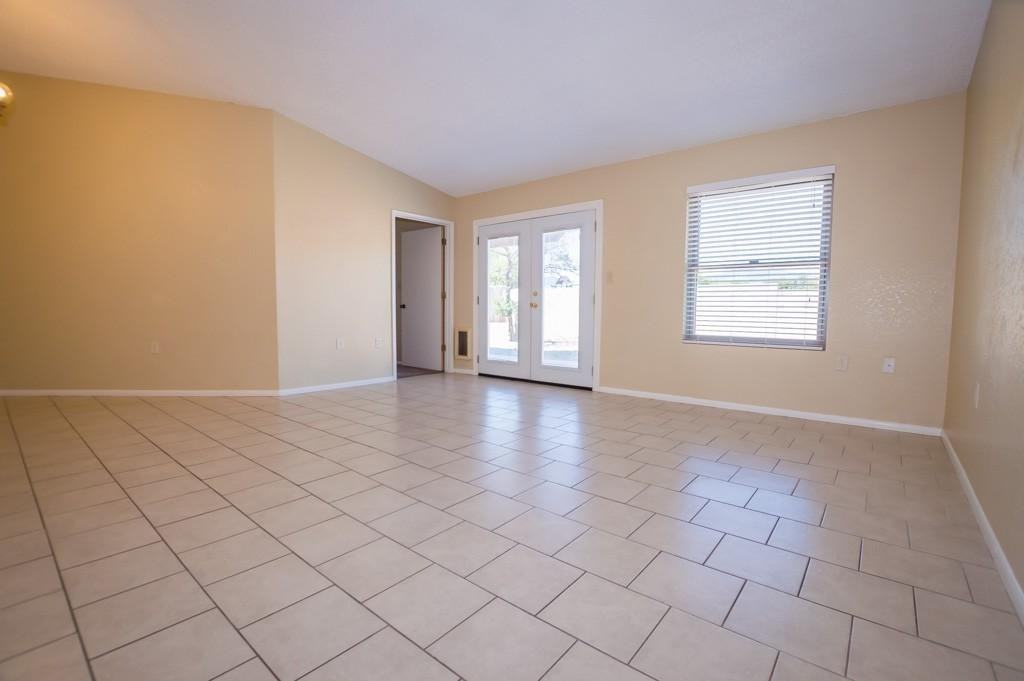 4864 Loma Loop - Photo 2 of 35