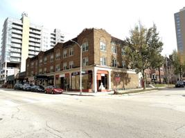 featured image of 1800 N Farwell Ave