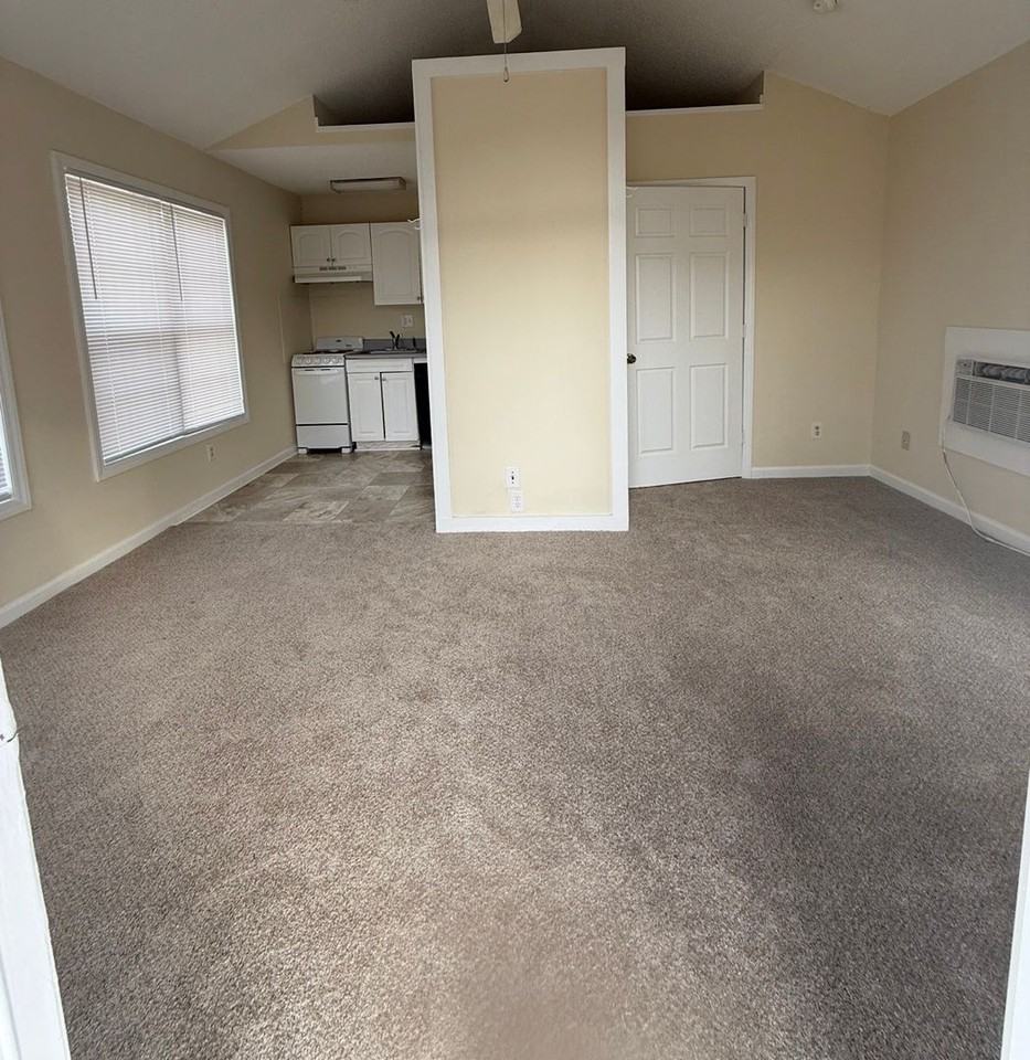 327 Taylor St - Photo 7 of 8