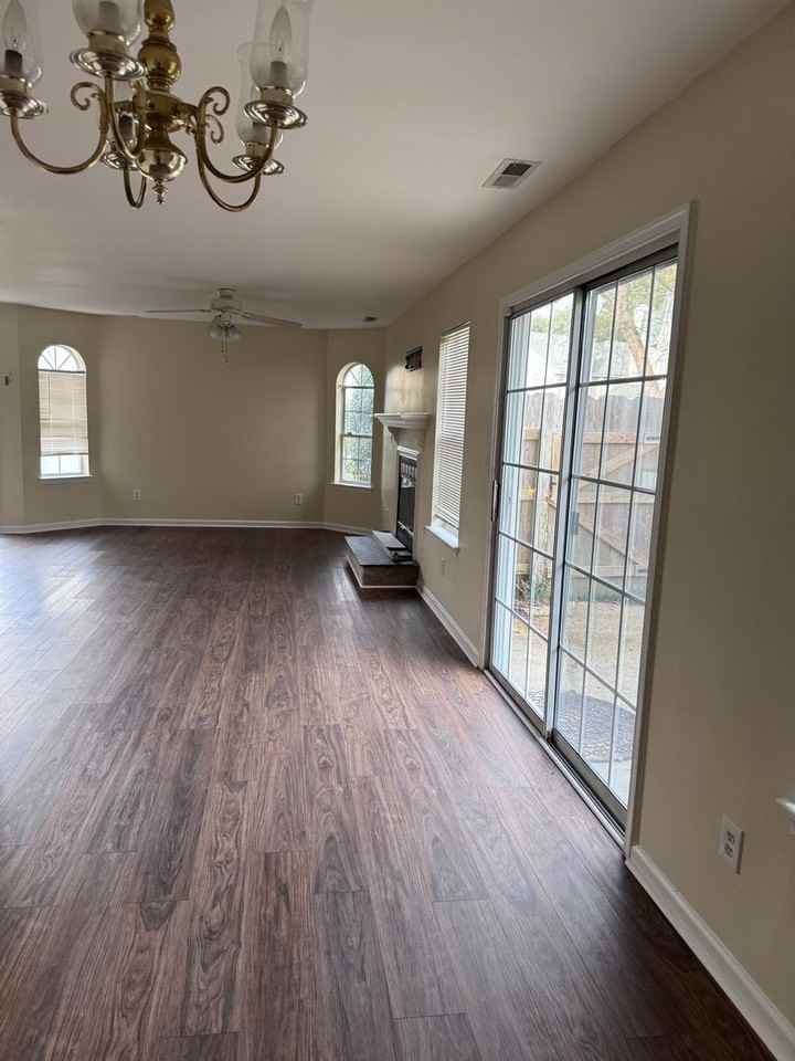5252 Bardith Cir - Photo 3 of 19