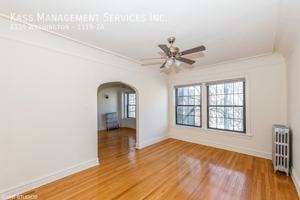 featured image of 400 S Maple Ave