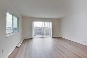 featured image of 1701 Shoreline Dr