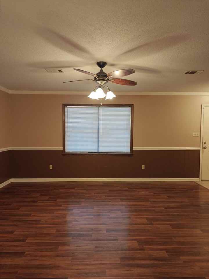 3718 Byrd Rd - Photo 3 of 32