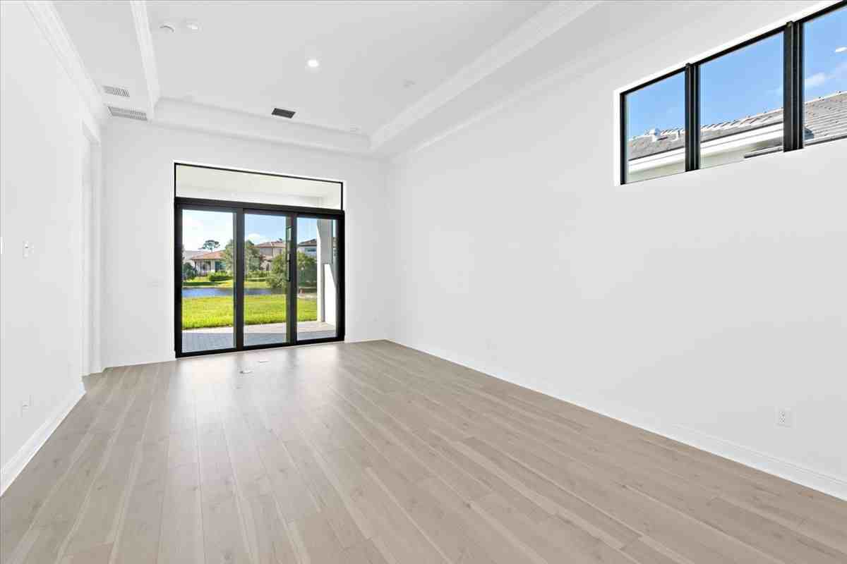 116 Se Cortile Enza - Photo 7 of 22