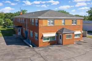 featured image of 2084 W 4th St