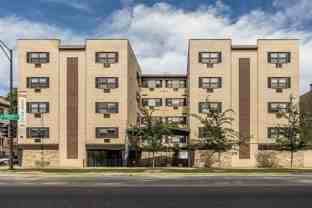 6725 N Sheridan Rd - Photo 1 of 1