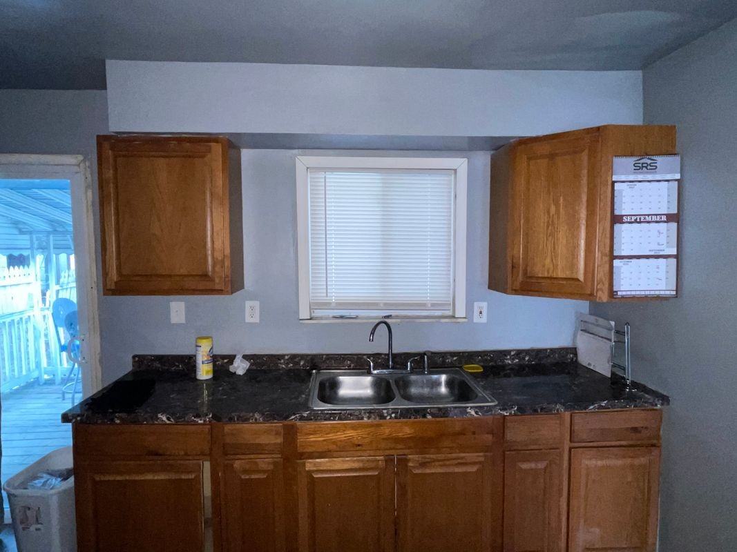 4552 7th St - Photo 5 of 21