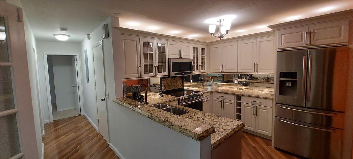 4967 Sw 32nd Ave - Photo 2 of 14