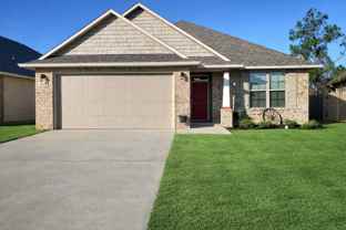 820 Oak Aly - Photo 1 of 1