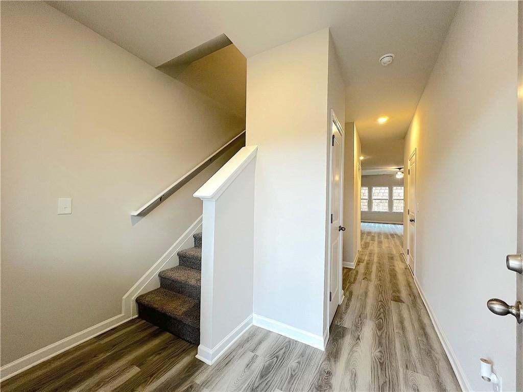 4113 Oakwood Terrace Ct - Photo 4 of 28