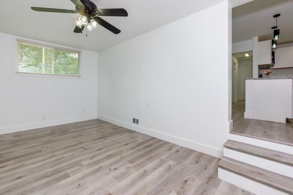 2636 Sandtown Rd Sw - Photo 6 of 12