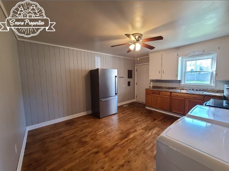 310 Strange St #B - Photo 7 of 10