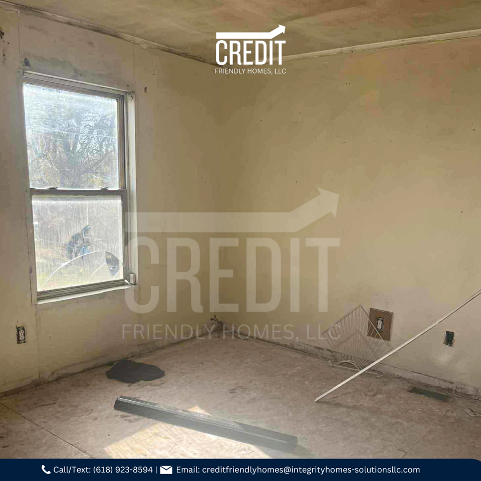 1821 S Lydia Ave - Photo 2 of 10