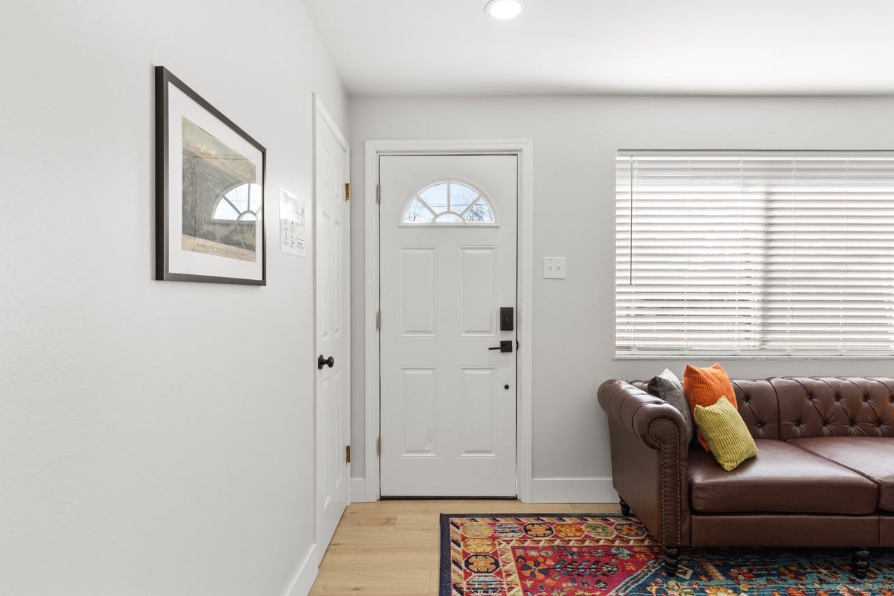 3903 Wright Ave #3901FRONT - Photo 2 of 30