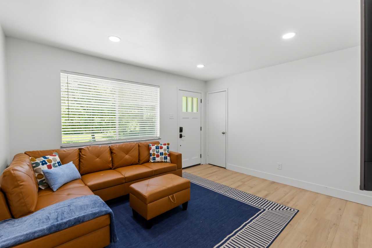 3903 Wright Ave #3903 - Photo 4 of 24