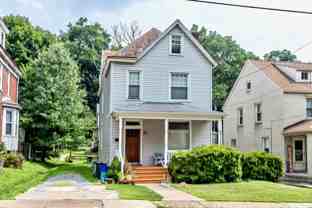 684 1/2 Forest Ave - Photo 1 of 1