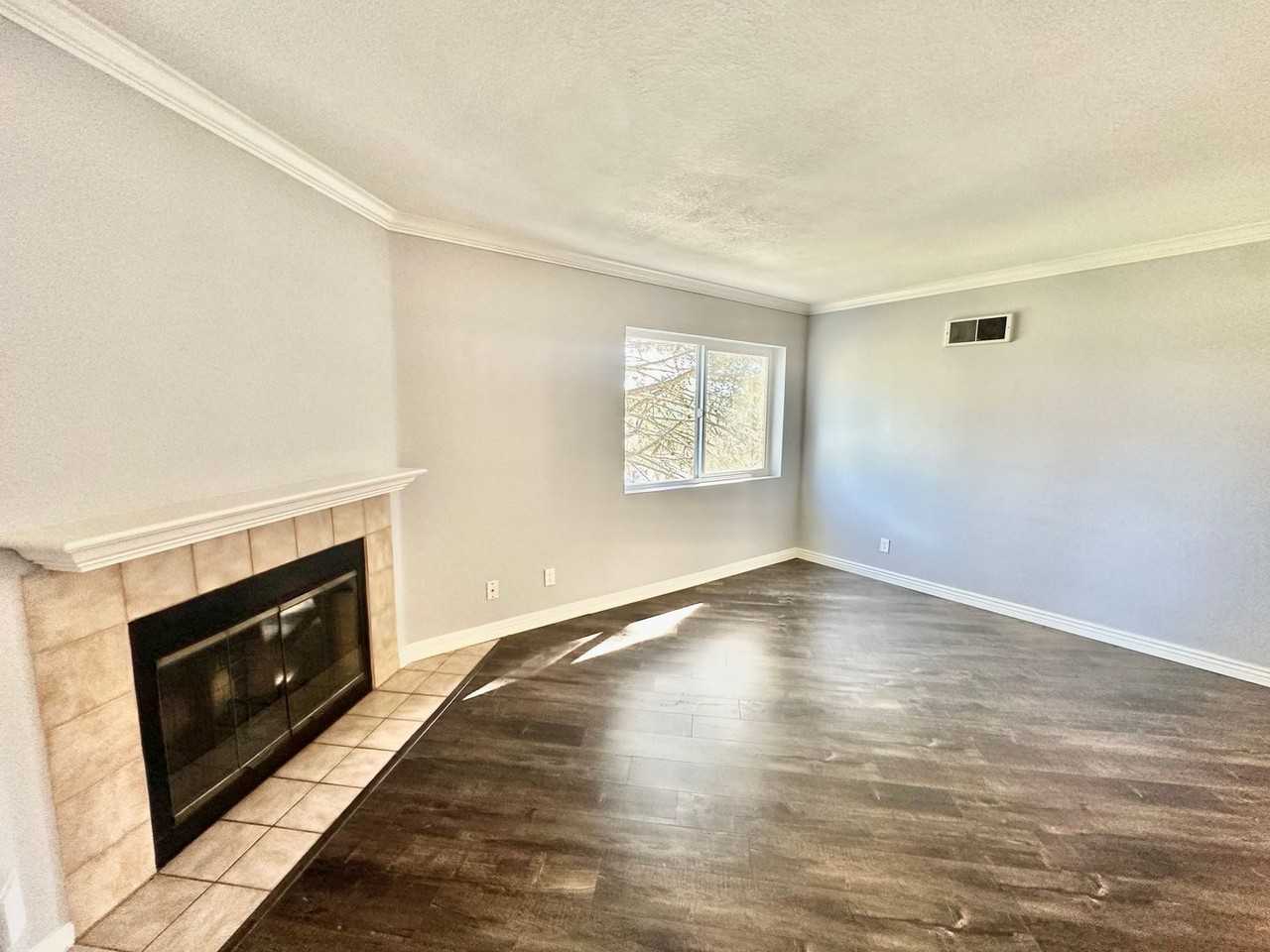 7455 Charmant Dr #1812 - Photo 4 of 17