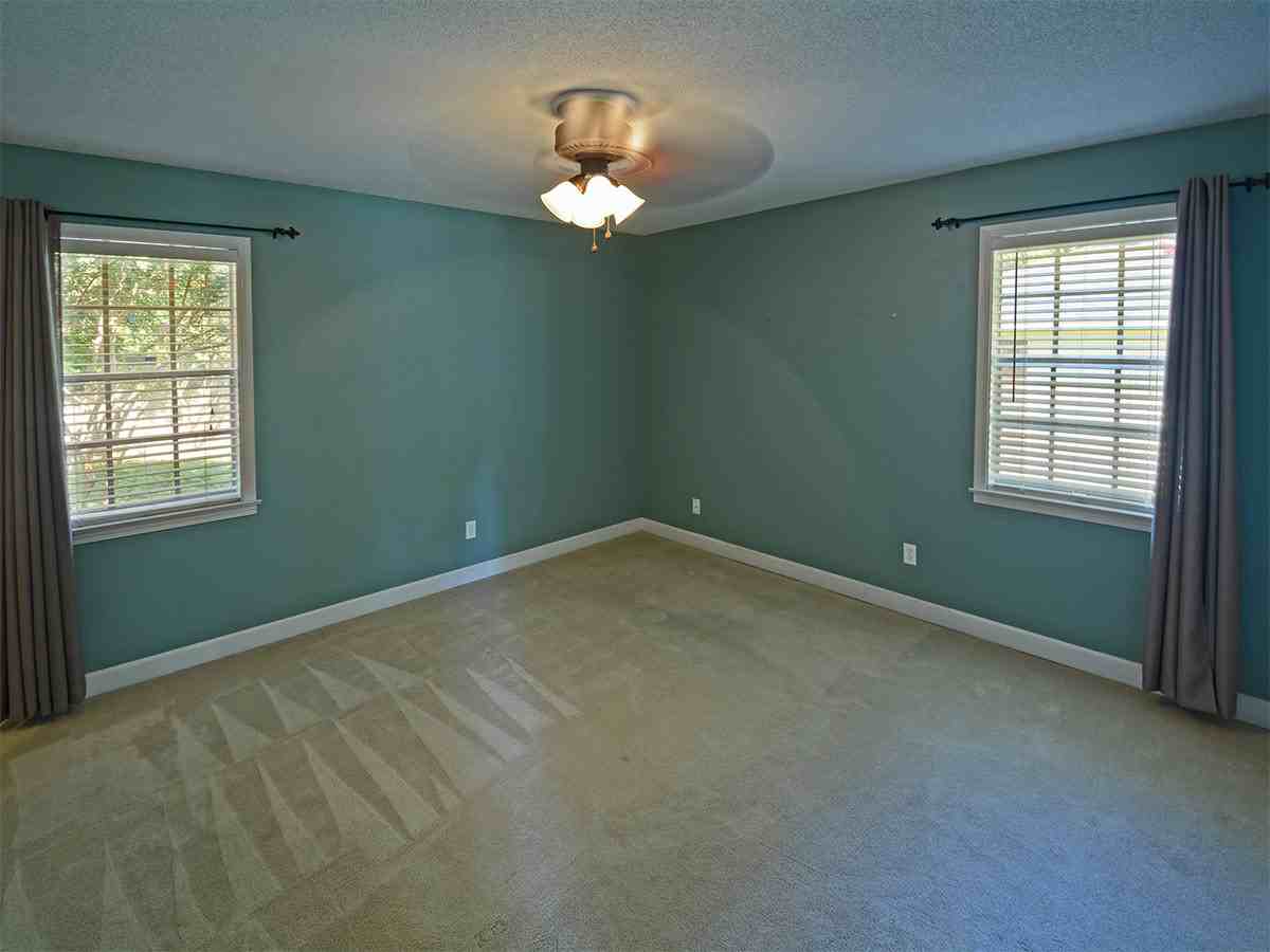 2763 Satellite St - Photo 7 of 15