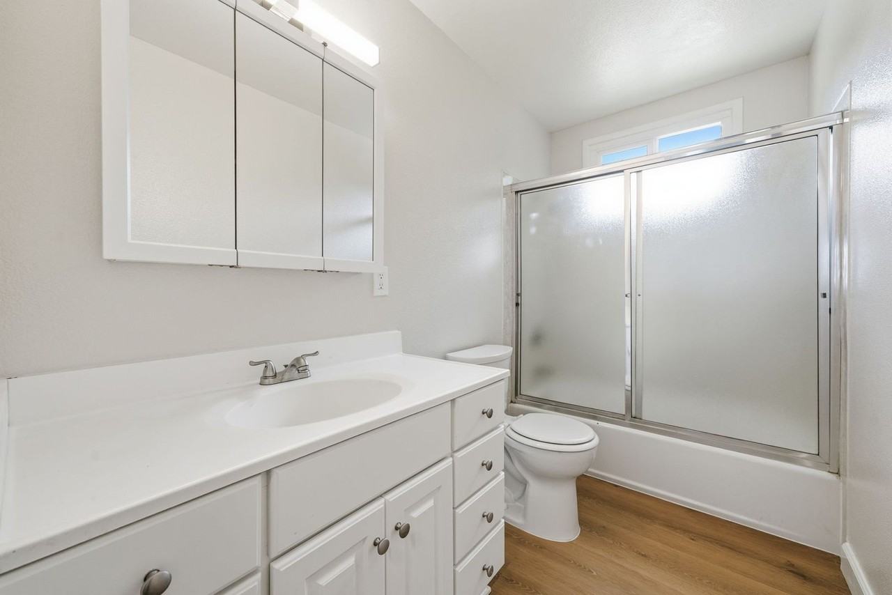 3122 W Maywood Ave - Photo 7 of 15