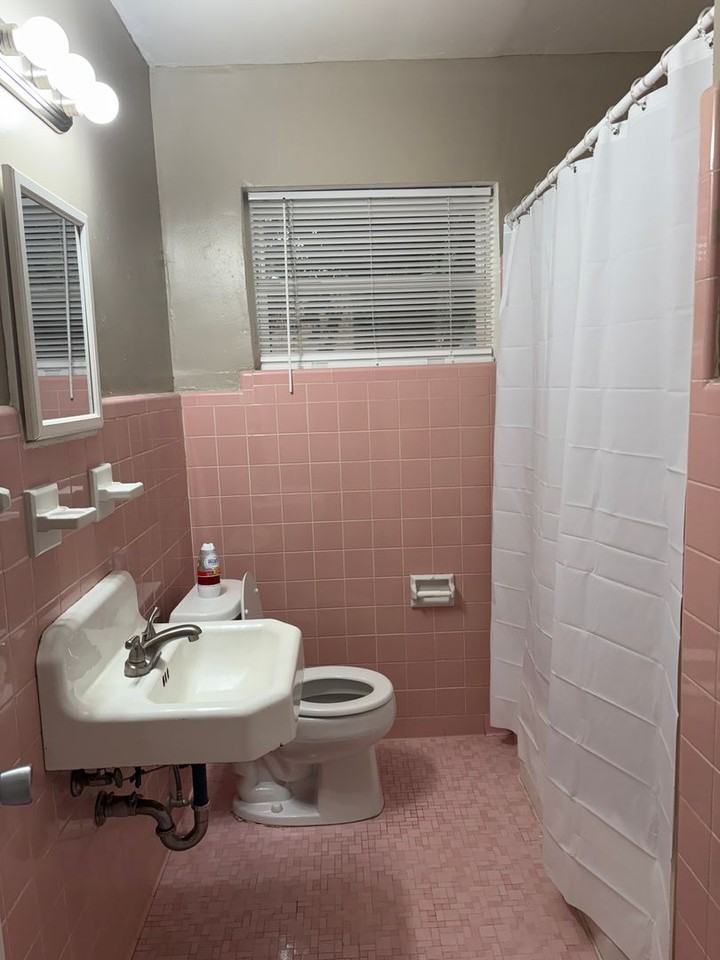 630 Stiles Ave - Photo 3 of 8