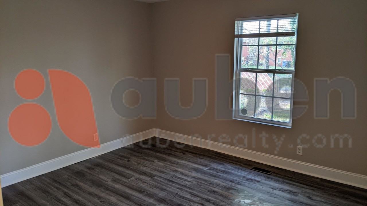 3913 Bowman Ln - Photo 7 of 16