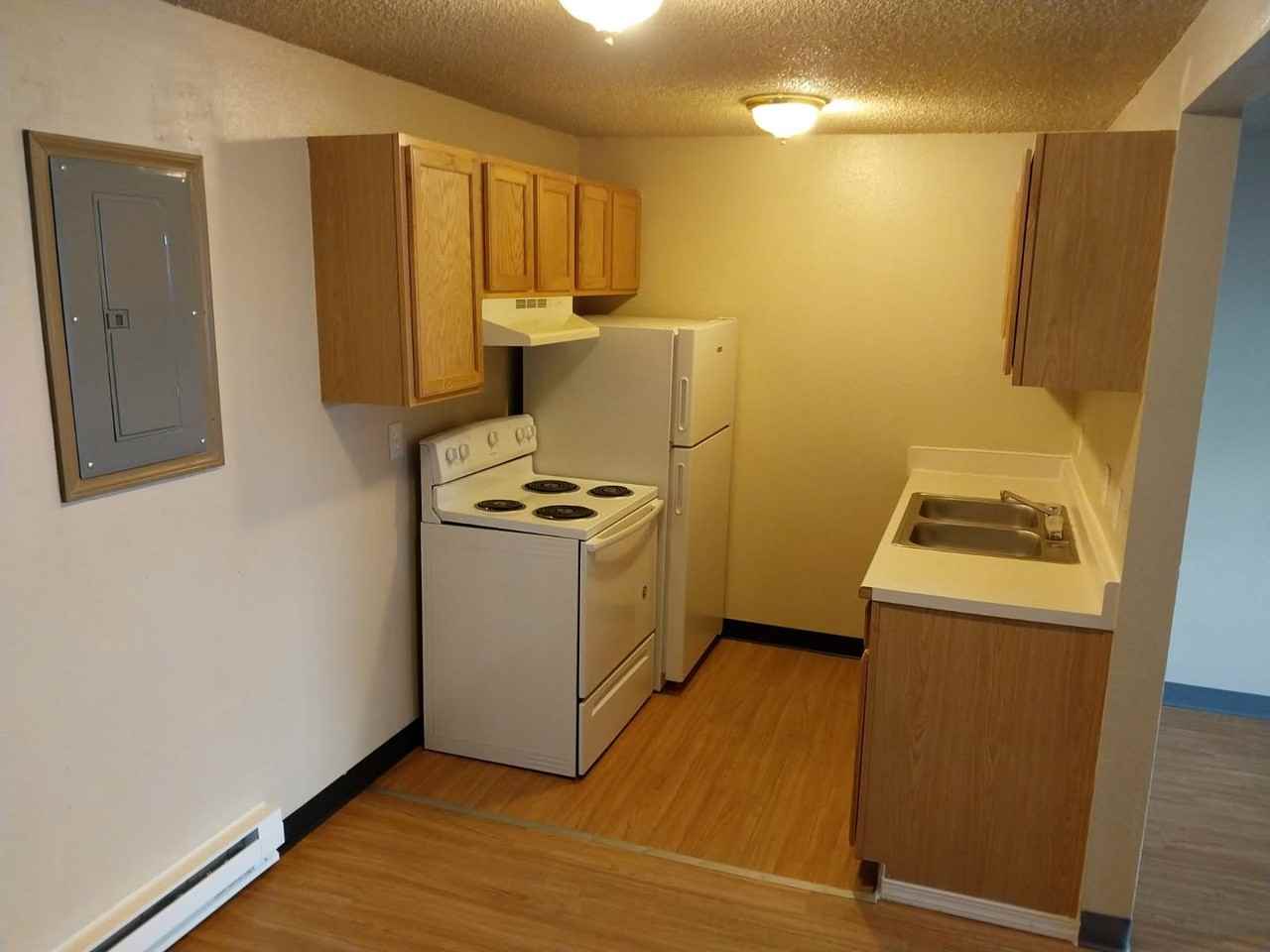 321 N 5th St ##20 - Photo 4 of 6