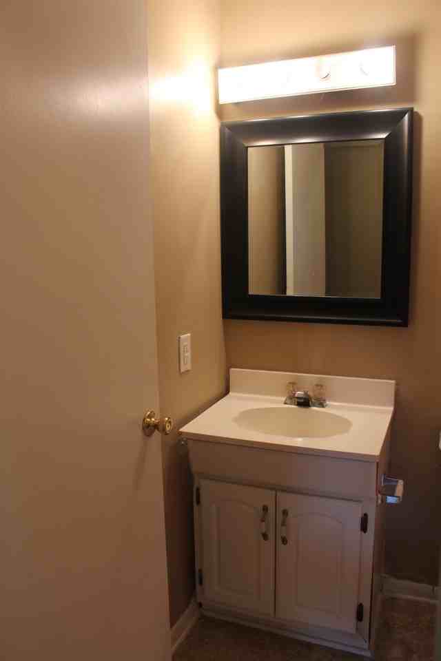 1906 Saint Paul Ave - Photo 5 of 17