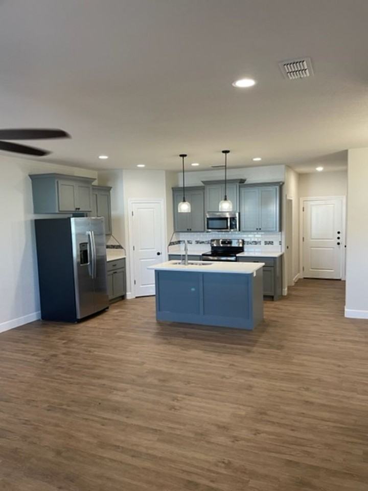 7339 Mountain View Rd - Photo 2 of 21