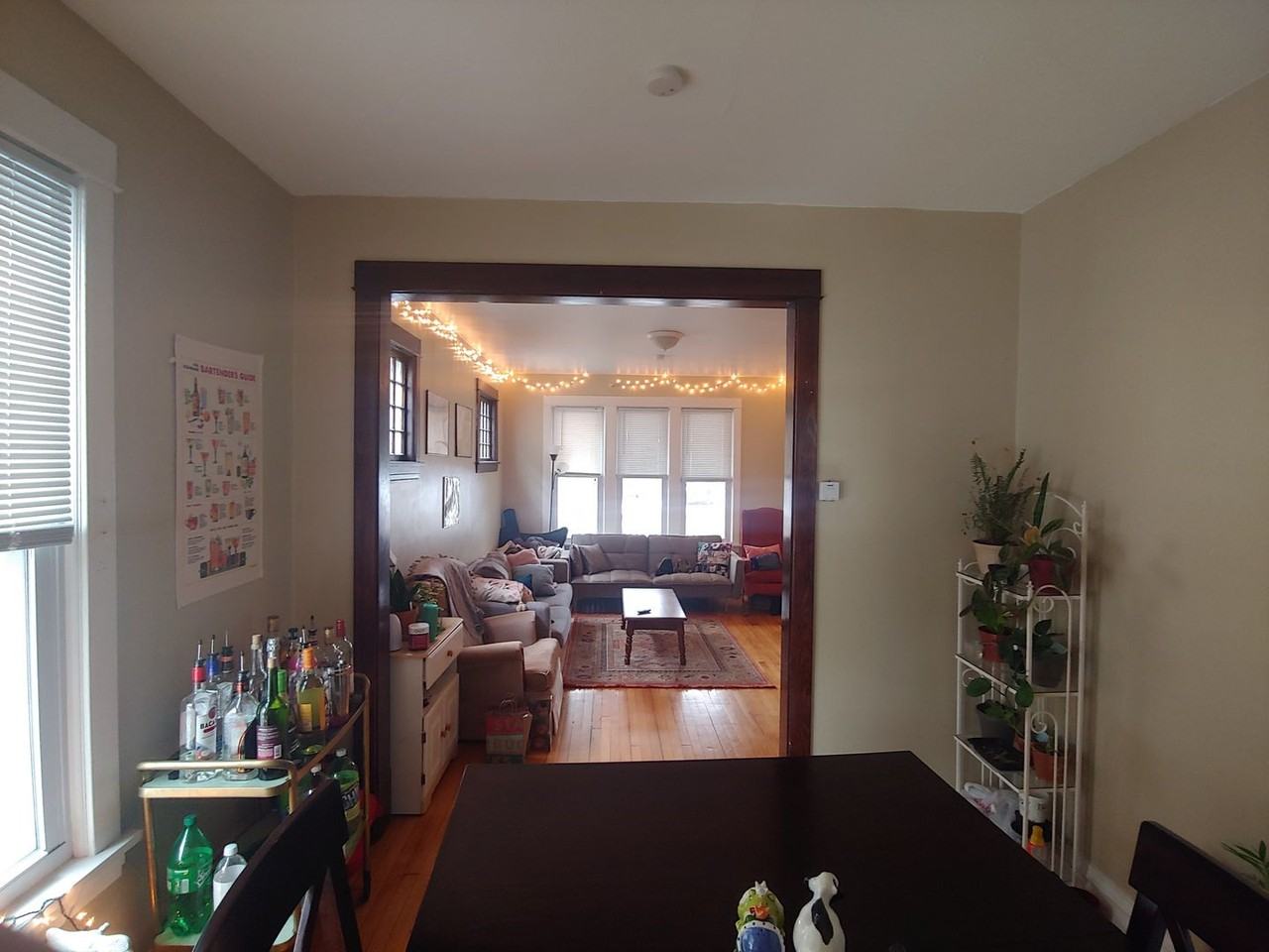 626 N 10th Ave E - Photo 3 of 10