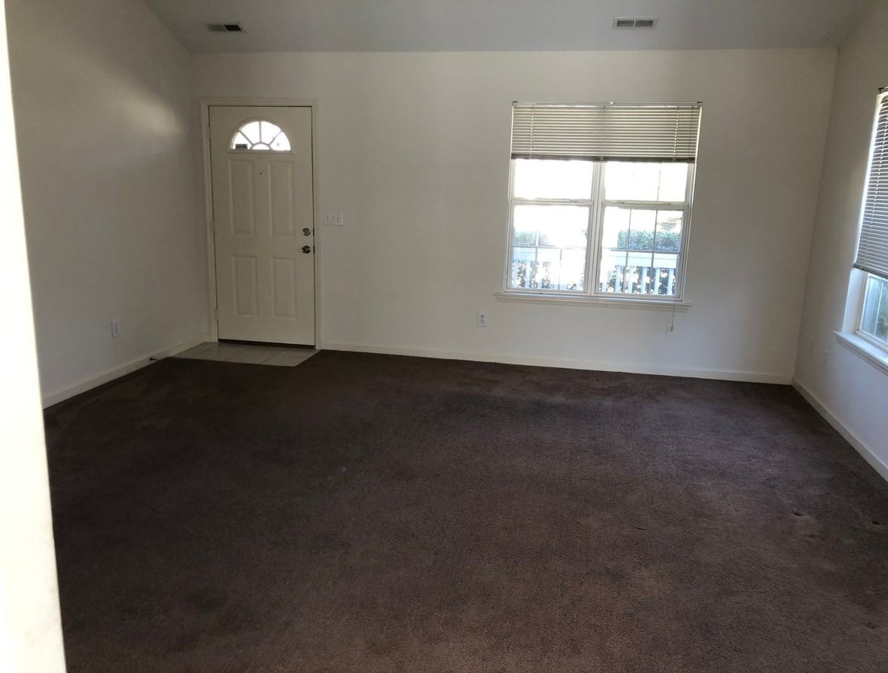 4212 Mcclelland Dr - Photo 3 of 8