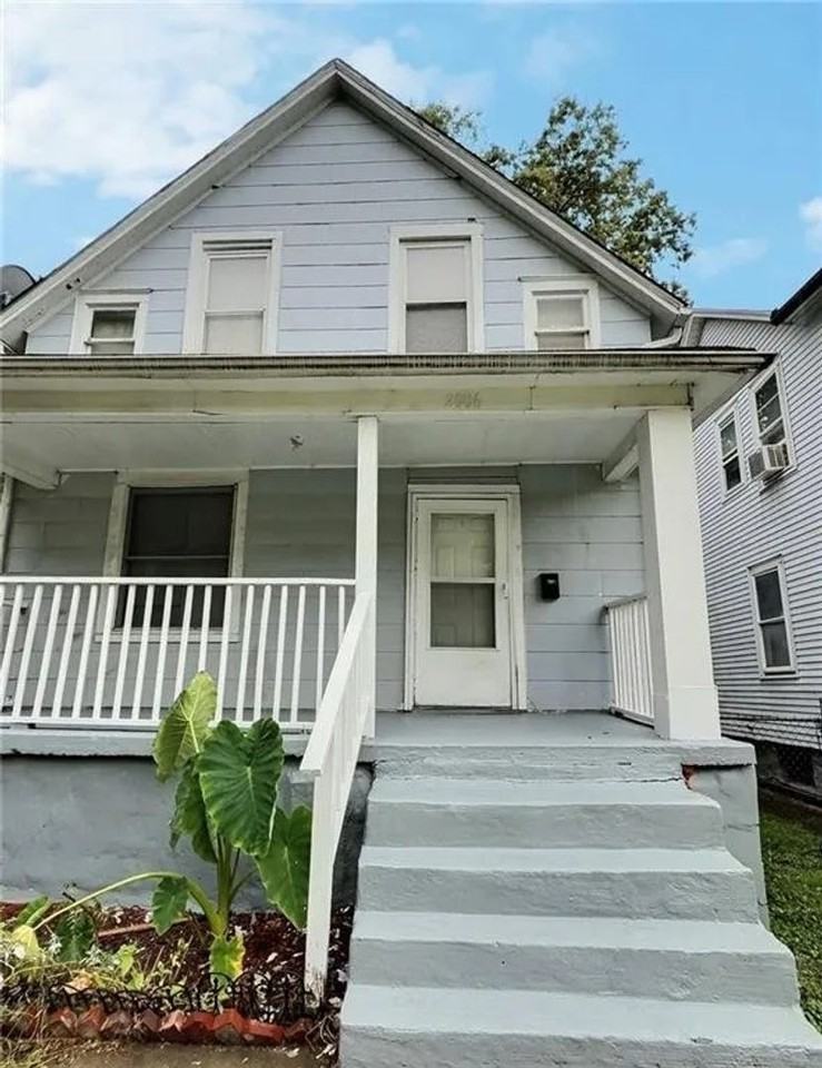 2006 Agnes Ave - Photo 6 of 24