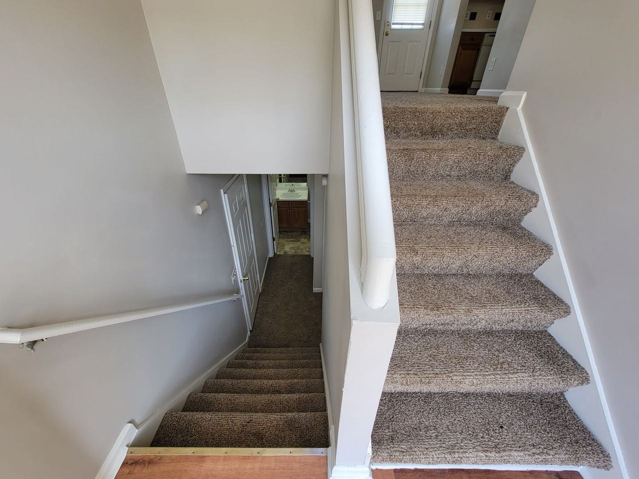 6597 Anson Ct - Photo 5 of 30