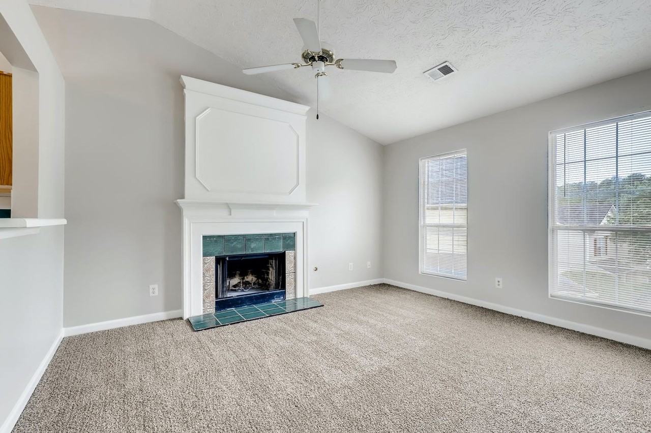 6597 Anson Ct - Photo 6 of 30