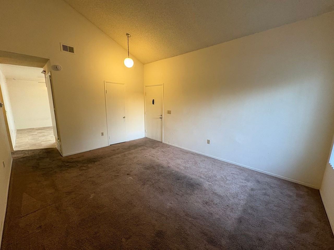 10858 Tierrasanta Blvd - Photo 5 of 21