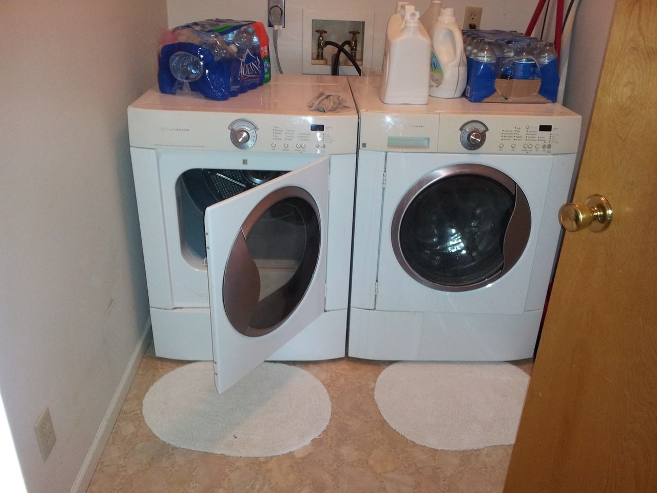 1610 Essex Dr - Photo 5 of 7