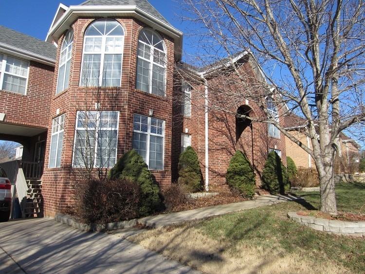 2149 S Cedar Hill Ave - Photo 2 of 26