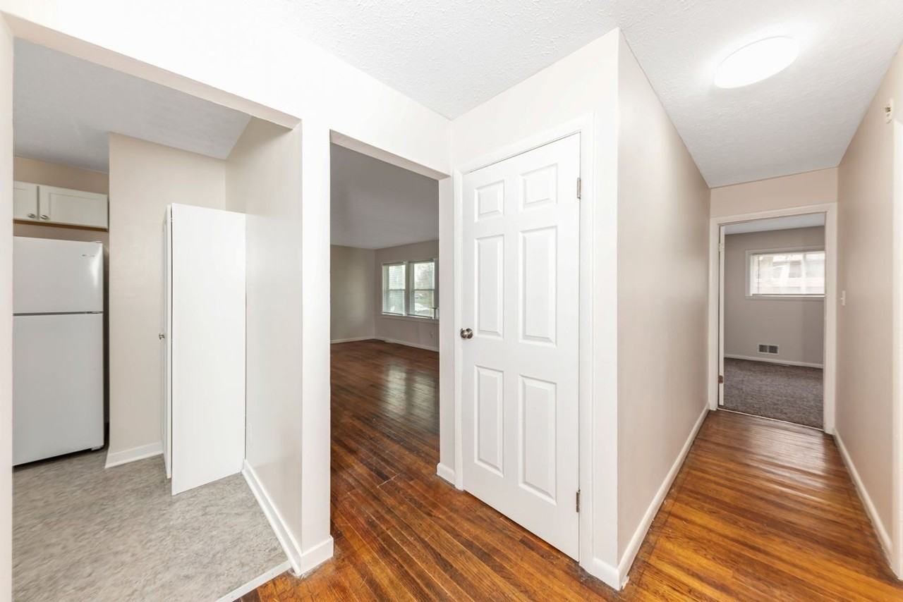 1272 Zettler Rd - Photo 7 of 21