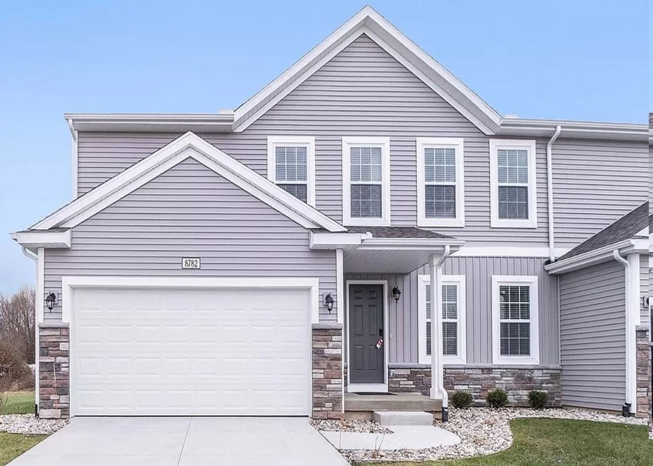 8742 Jane Ann Cir - Photo 2 of 24