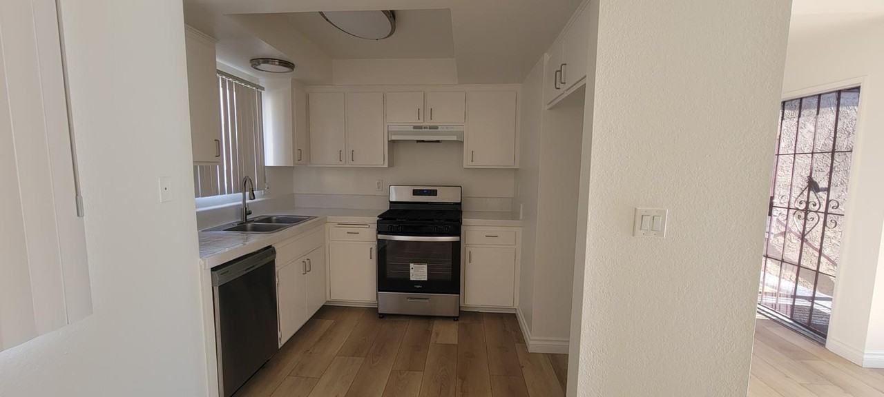 7912-7922 Aldrich Dr. - Photo 4 of 39