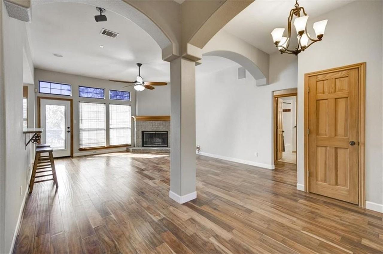 21415 Boggy Ford Rd - Photo 6 of 45