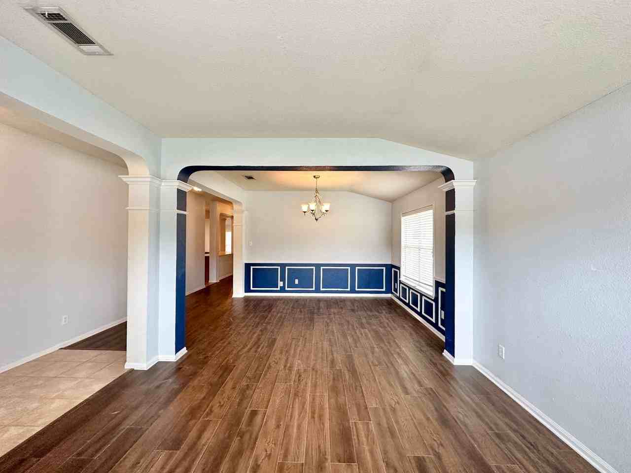 728 Cattail Cir - Photo 4 of 44