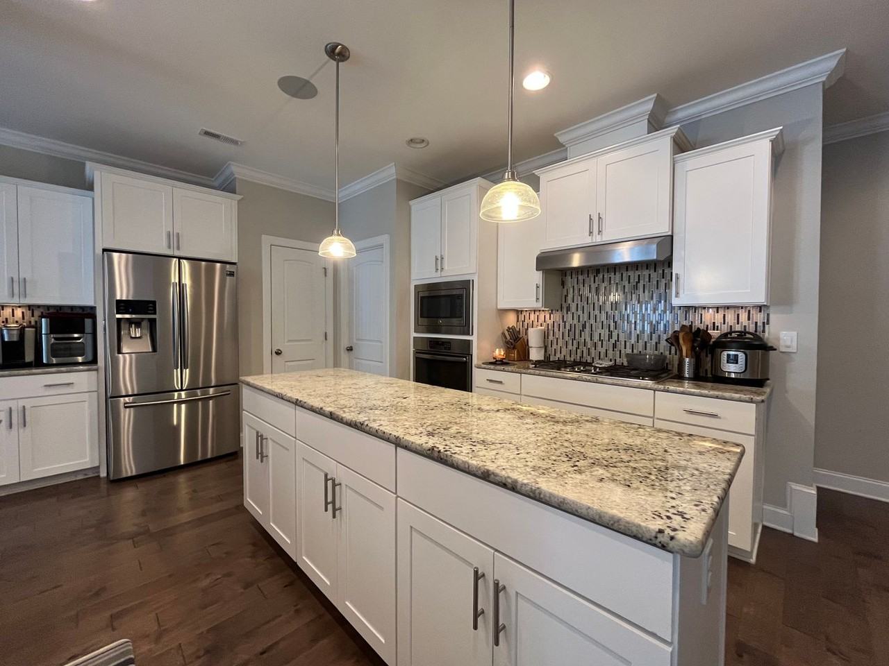 1019 Monmouth Loop - Photo 5 of 35